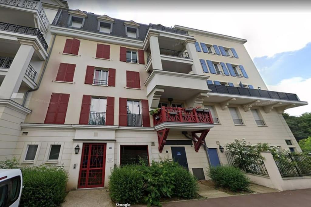 Flat For 6 Persons 10 Minutes From Cdg Airport Apartment Le Blanc-Mesnil Bagian luar foto